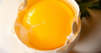 Péptido rojo de huevo para el crecimiento del cabello La yema de huevo para fortalecer el pelo, aumentar el crecimiento del cabello y prevenir la alopecia.